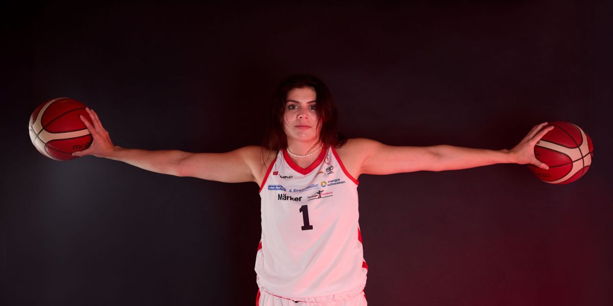 Premium Sponsoring auf dem Spieltrikot der Eigener Angels Basketball in der 1. Bundesliga